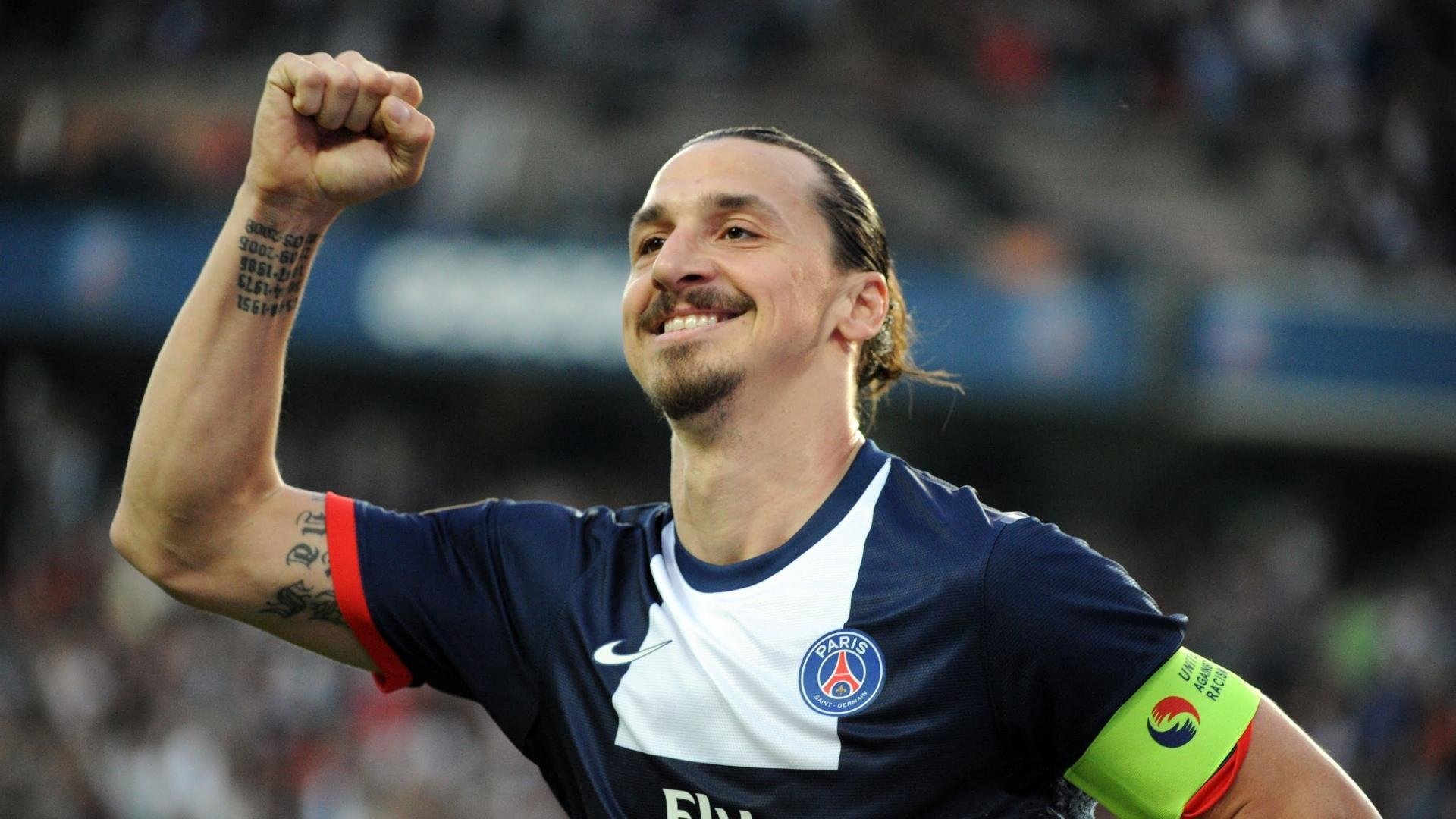 开云在线直播-林丹受邀为国际赛事担任顾问，林丹的比赛